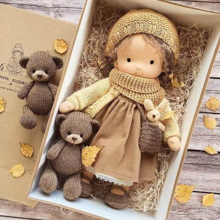 Handgefertigte Waldorf-Kuschelpuppe - Kuschelfreund für Kinder