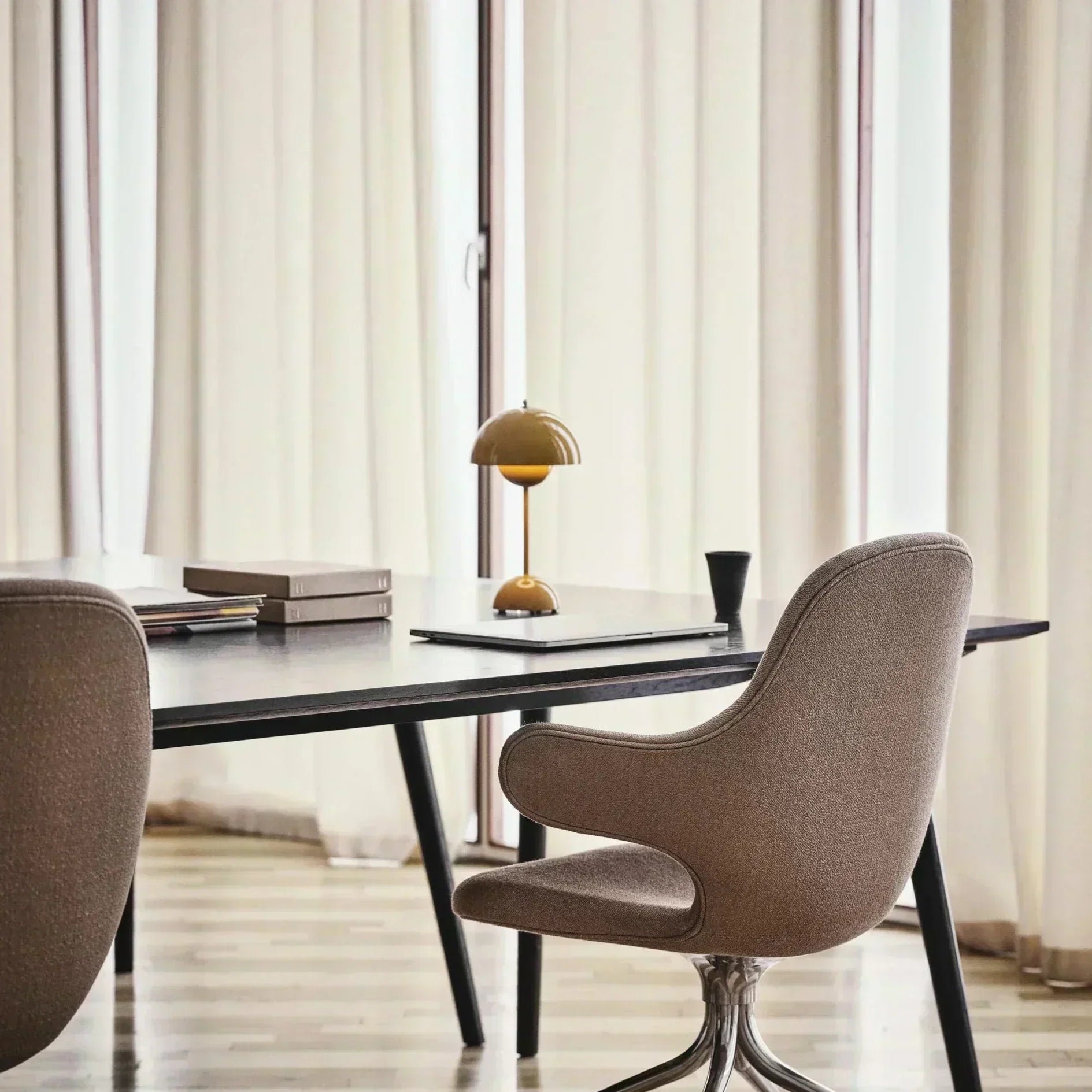 NordicGlow Luxe Moderne Pilz Schreibtischlampe