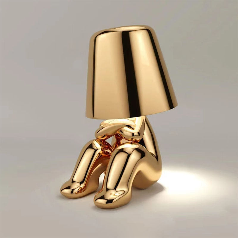 Goldene Moderne Design Figur LED Tischlampe